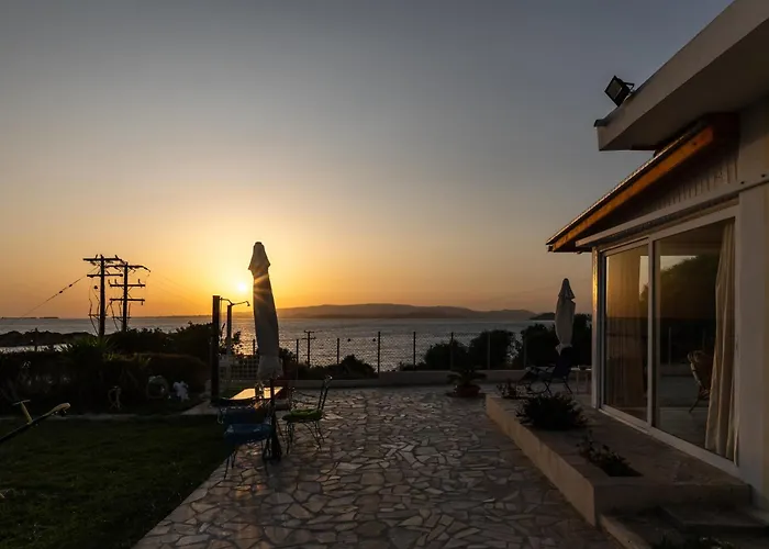 Lilian Just Steps From The Tatil Evi