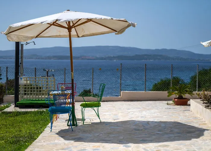 Lilian Just Steps From The Tatil Evi *