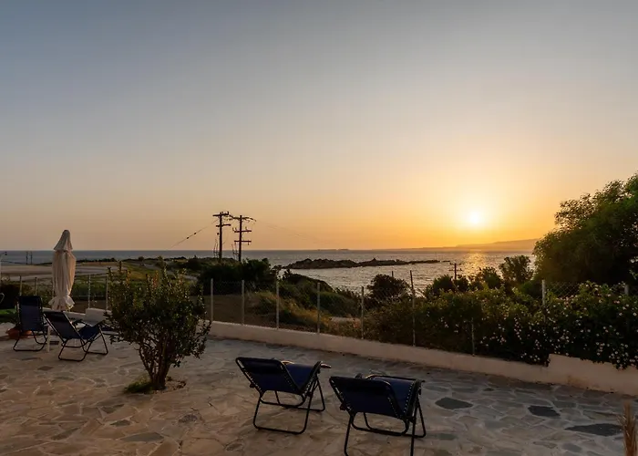 Lilian Just Steps From The Tatil Evi